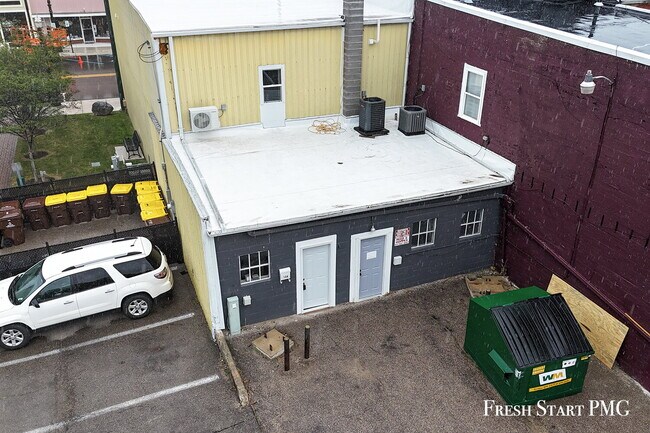 Building Photo - Newly Renovated 3-Bed, 2-Bath Loft in Downtown Portland