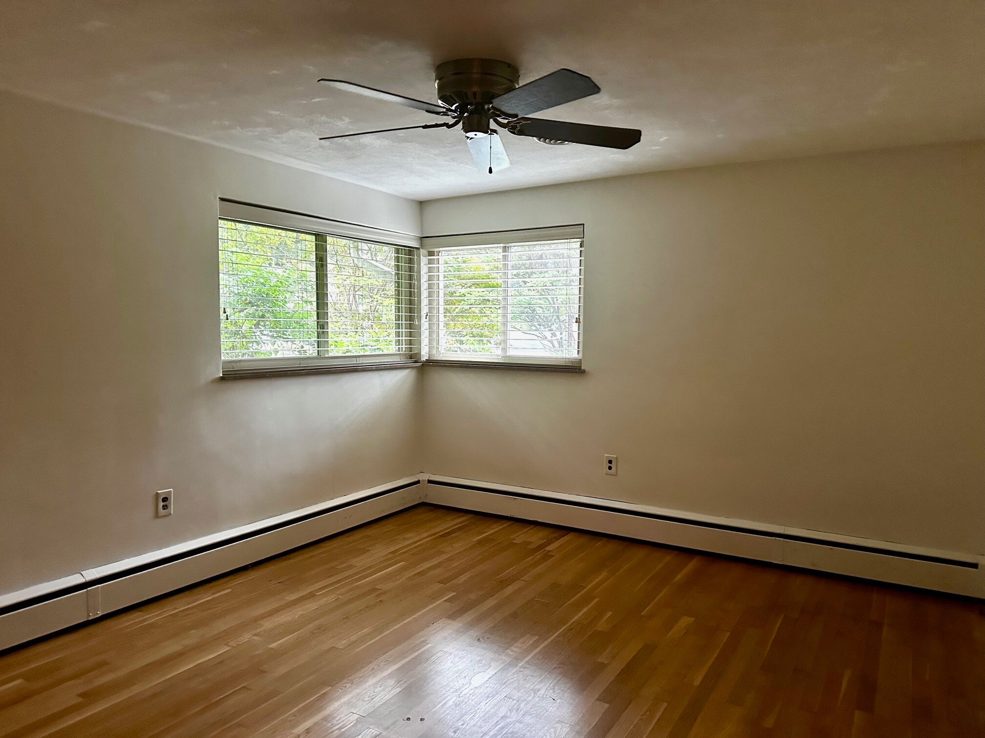 Building Photo - 1 High Acres Dr