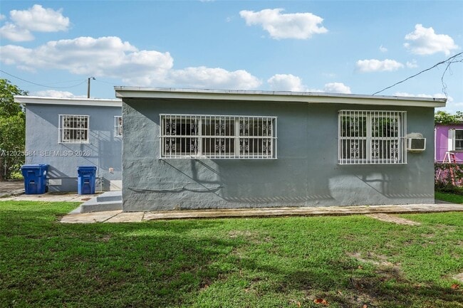 Building Photo - 1045 NW 115th St