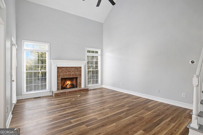 Building Photo - 2995 Wellbrook Dr