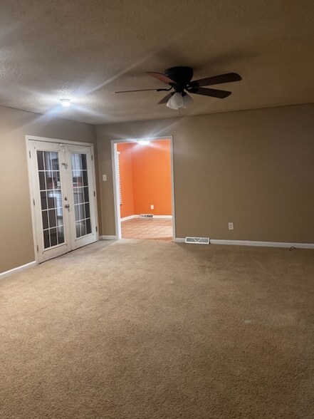 Building Photo - 5229 Tillery Dr