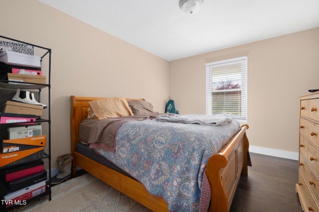 Building Photo - 2916 Newbern Dr