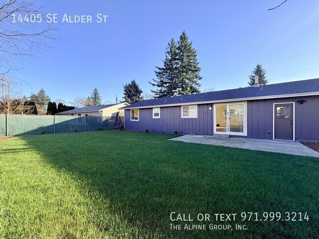 Building Photo - 14405 SE Alder St