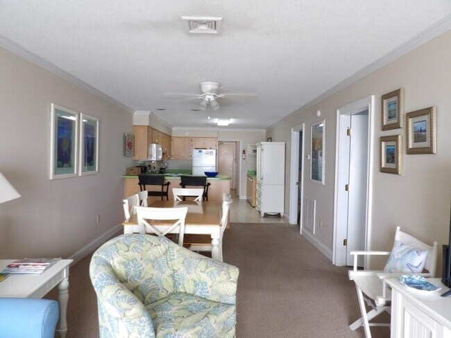Building Photo - 4005 S Ocean Blvd