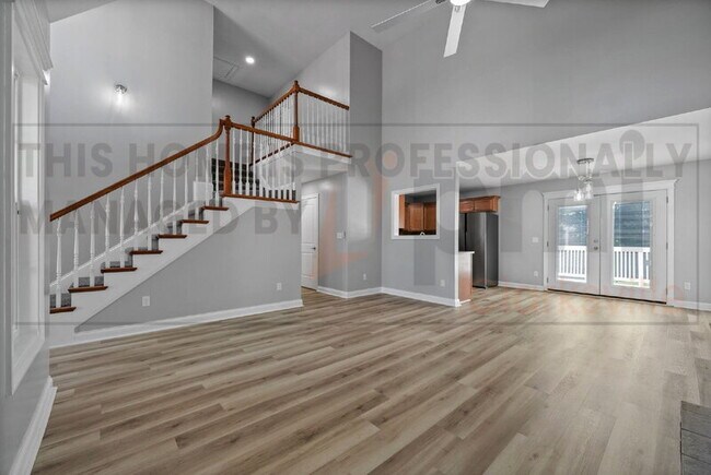Building Photo - 1336 Southwood Ct