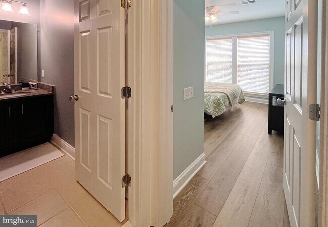 Building Photo - 42770 Lauder Terrace