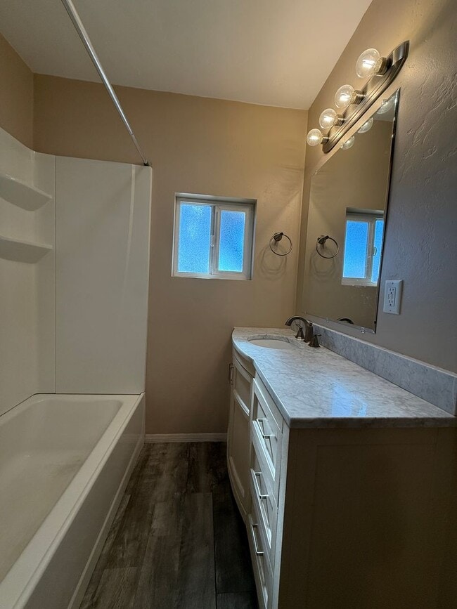 Building Photo - 2 Bedroom, 1 Bath Home in Prescott!