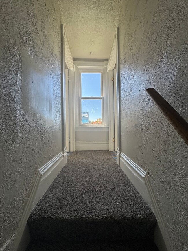 Building Photo - 508 Chestnut St