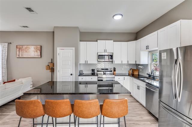 Building Photo - 1016 Winters St