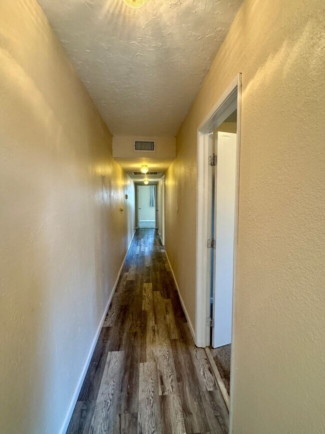 Building Photo - Beautiful Home Available in Rancho Cordova!