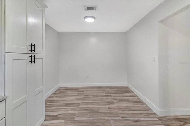 Building Photo - 501 Hunter Cir