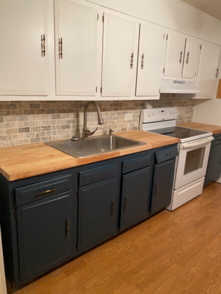 Building Photo - 2648 PA-982