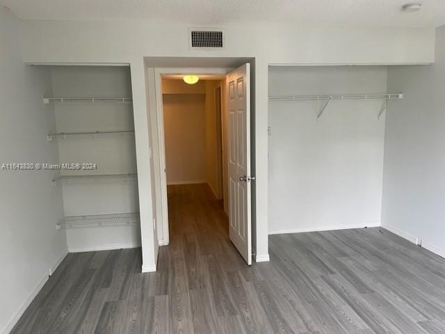 Building Photo - 2845 NE 185th St