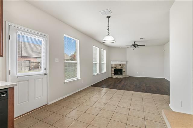 Building Photo - 8729 Noontide Dr