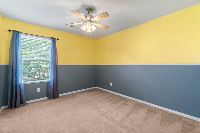 Building Photo - 2402 Lofty Falls Ct