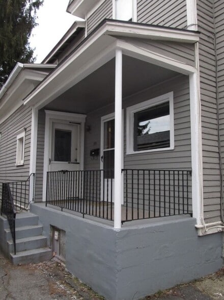Porch with two entry doors - 39 Homer Ave