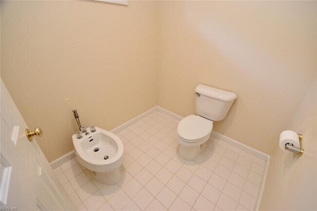 Building Photo - 1514 Bordeaux Pl