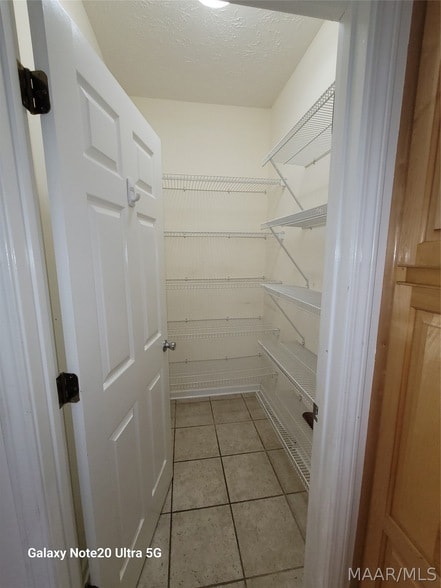Building Photo - 77 Groves Ln