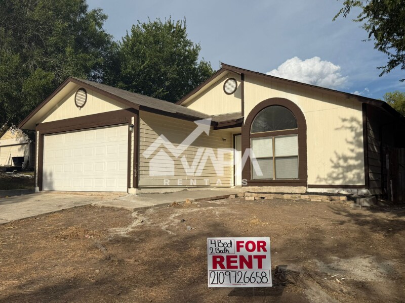 Building Photo - 7718 Gallant Ridge Dr