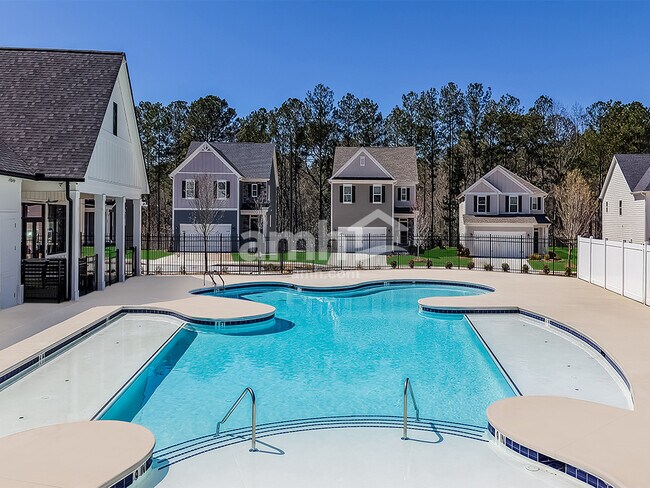 Building Photo - 1036 Highland Walk