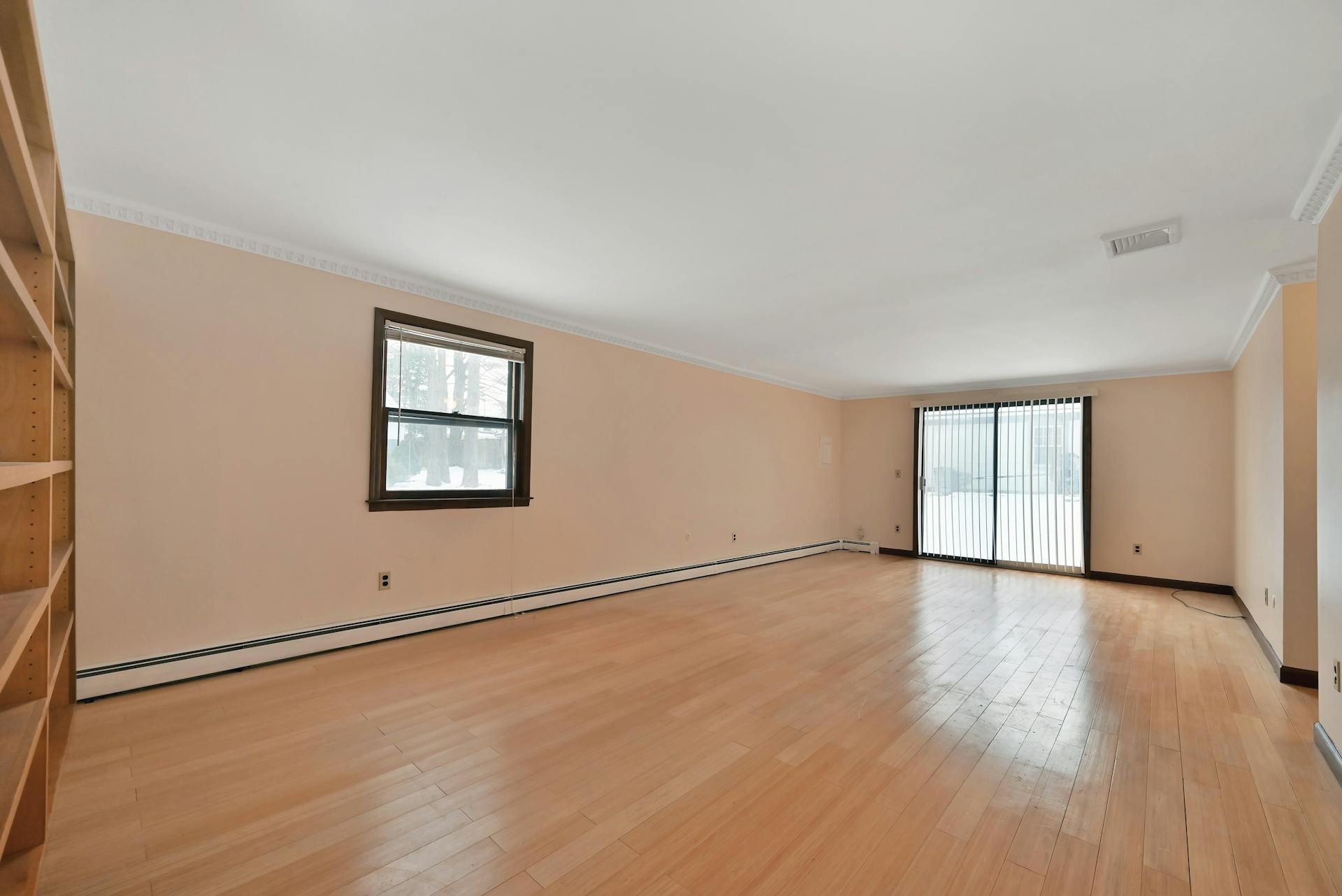 Building Photo - 27 Beech St