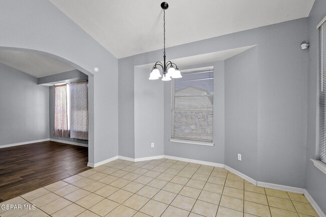 Building Photo - 12448 Tierra Madre Rd