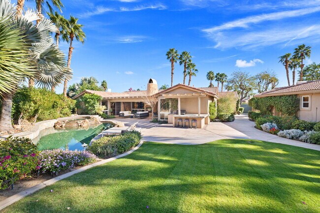 Building Photo - 49105 Casa Del Rio