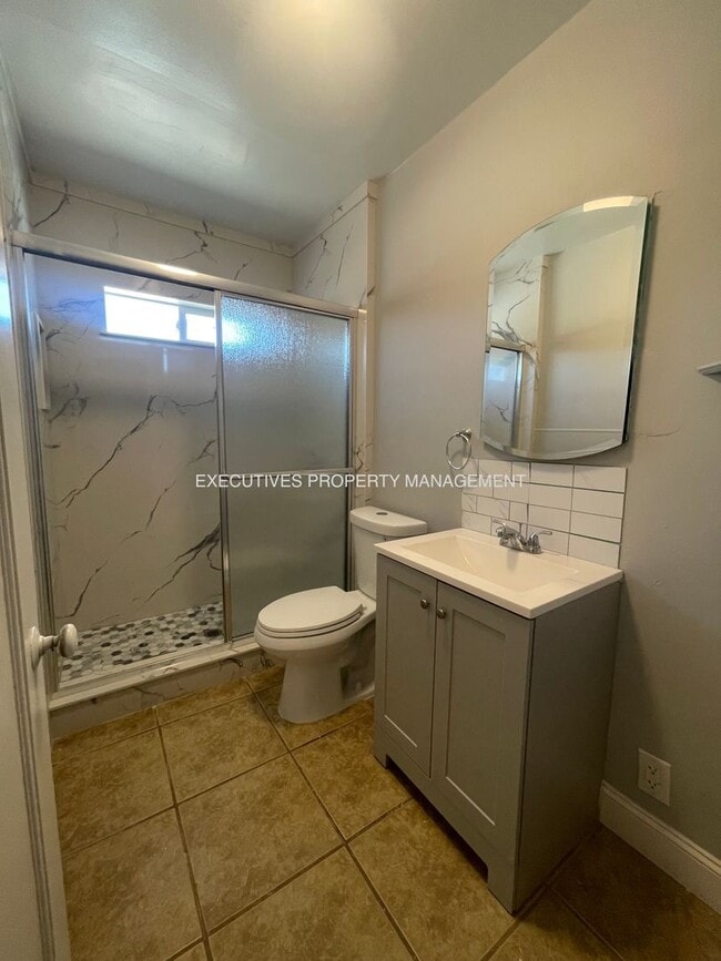 Building Photo - 1957 CA-140