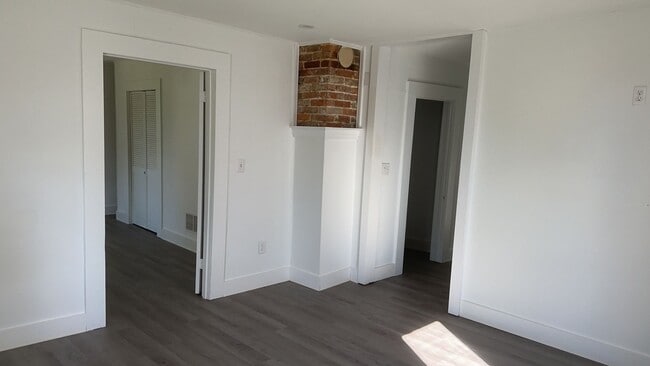 Building Photo - 3 Bedroom For Rent Bowling Green MO