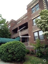 Building Photo - 35 Mount Hood Rd
