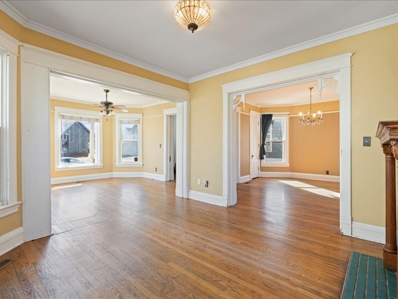 Building Photo - 1517 9th Ave