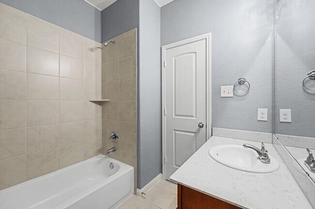 Building Photo - 22522 Rustic Valley Ct