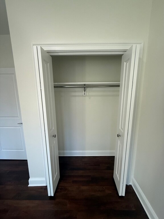 Building Photo - 10 Franklin Ave