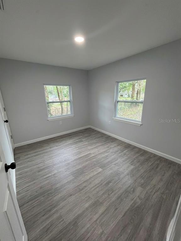 Building Photo - 407 NE 19th Dr
