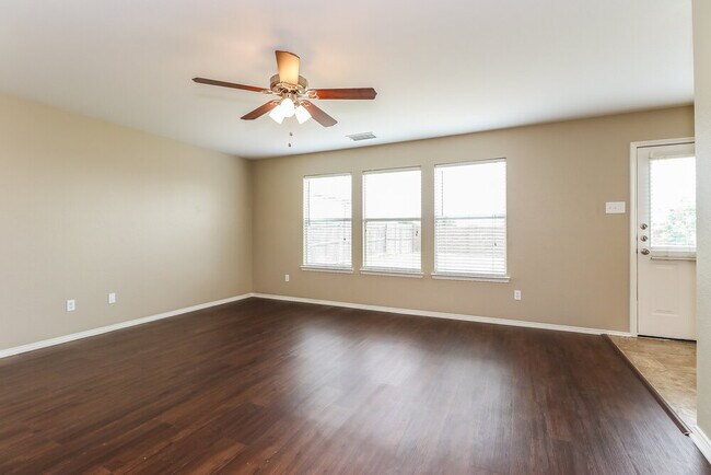 Building Photo - 9316 Liberty Crossing Dr
