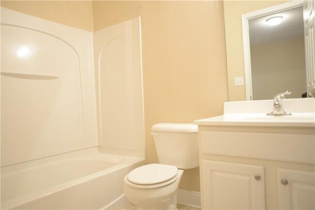 Building Photo - 5228 Wellsley Bend