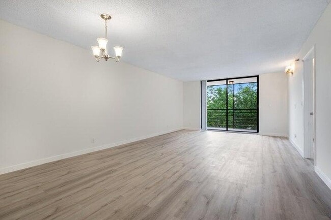 Building Photo - 7770 Tahiti Ln