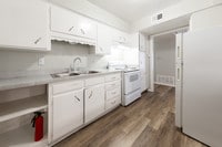 Building Photo - The Hudson Apartments