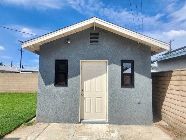 Building Photo - 309 N Leland Ave
