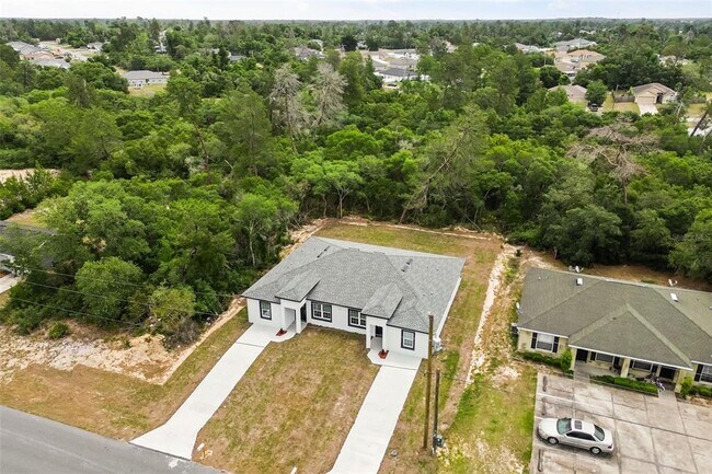 Building Photo - 16015 SW 29th Court Rd