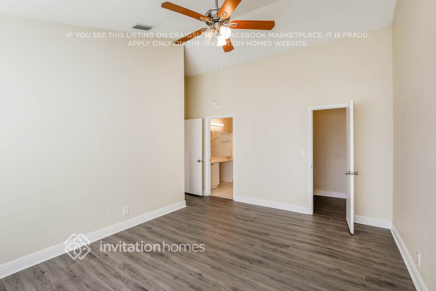 Building Photo - 9310 Chelsea Dr