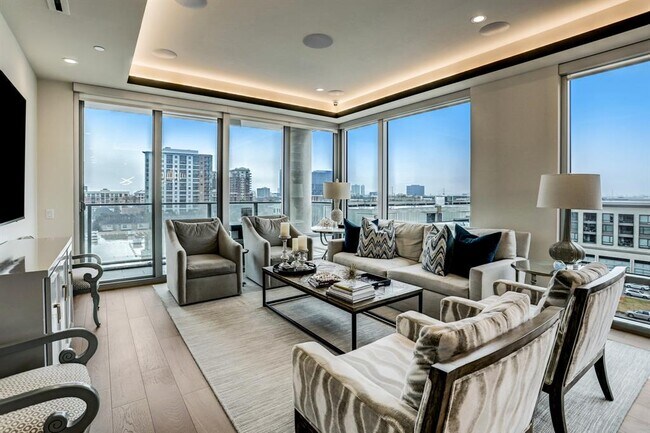 Building Photo - 2047 Westcreek Ln Ln