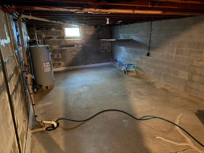 Building Photo - 38 Williamson Ave