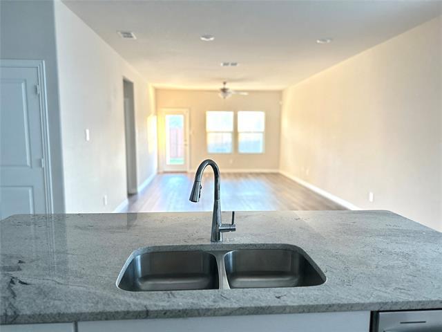 Building Photo - 205 Travine Dr