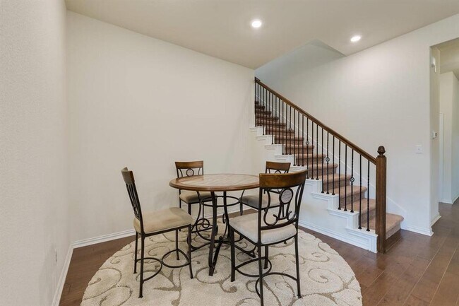 Building Photo - 1232 Texas Ash Ln