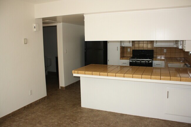 Building Photo - 612 Norris Rd