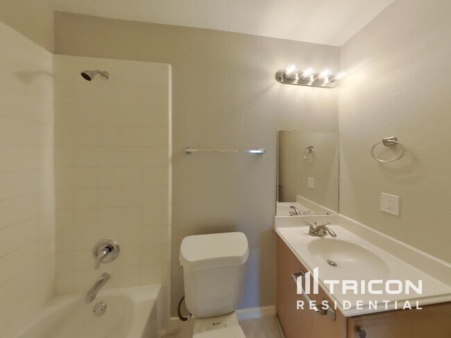 Building Photo - 9760 Stoney Bridge Rd