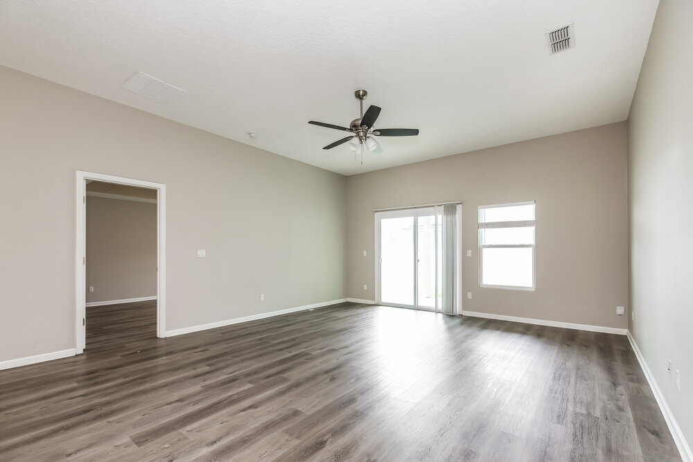 Building Photo - 11025 Snowbrook Ct