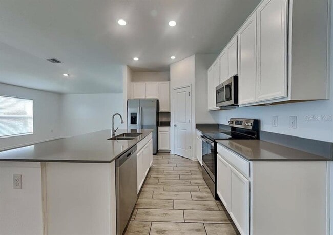 Building Photo - 510 Donna Dr