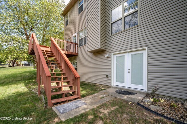 Building Photo - 1104 Miles View Ct